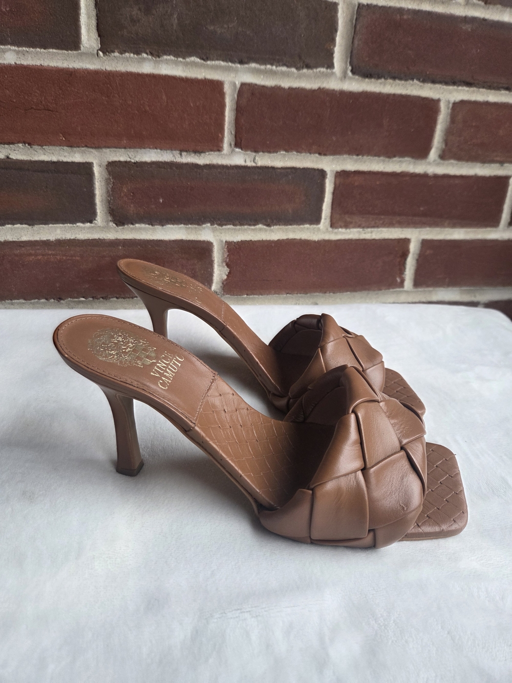 Vince Camuto Brown Woven Leather Slide Heels Mule Sandals Size 8M
